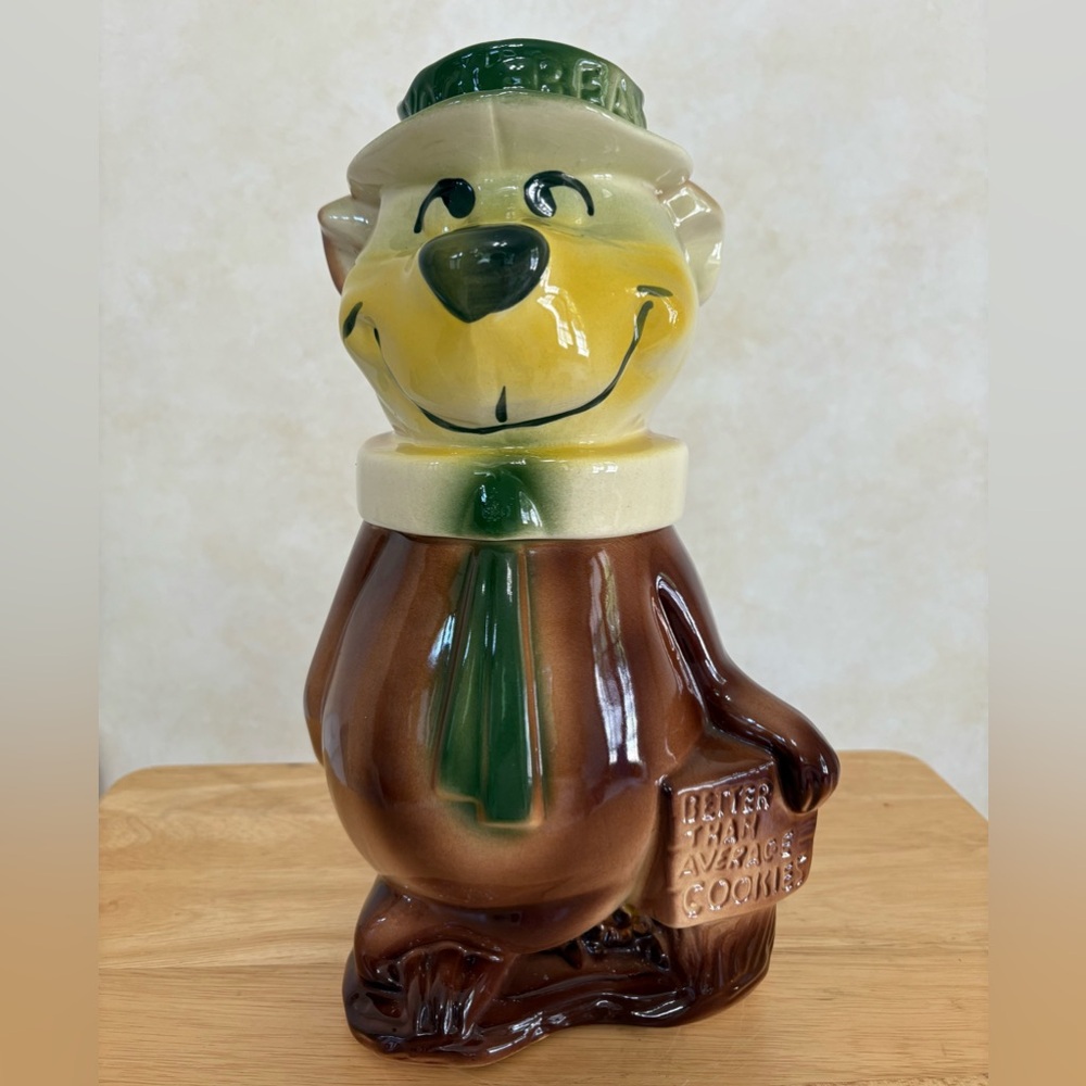 Vintage 1961 Hanna Barbera Yogi Bear Cookie Jar